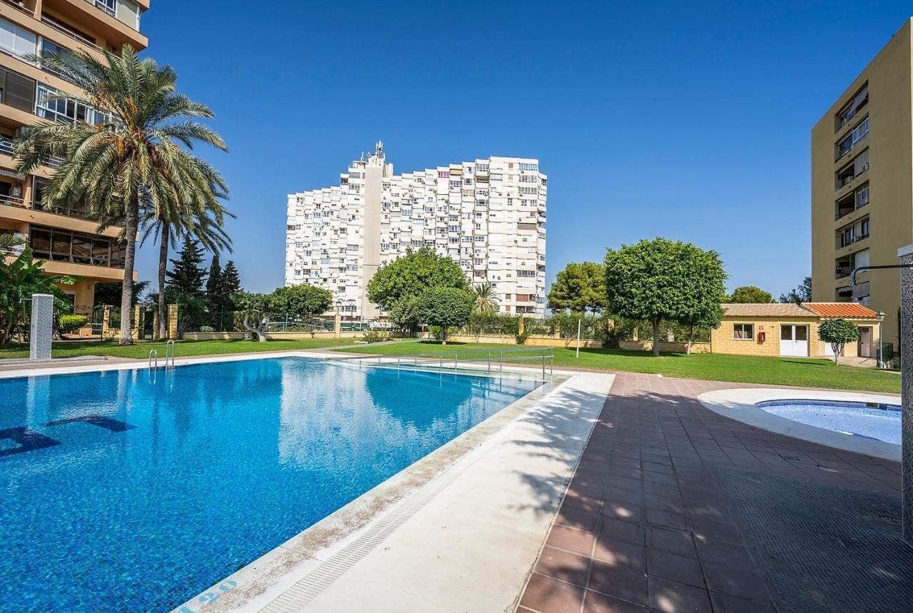 La Colina Estudio Con Vista Al Mar 토레몰리노스 외부 사진