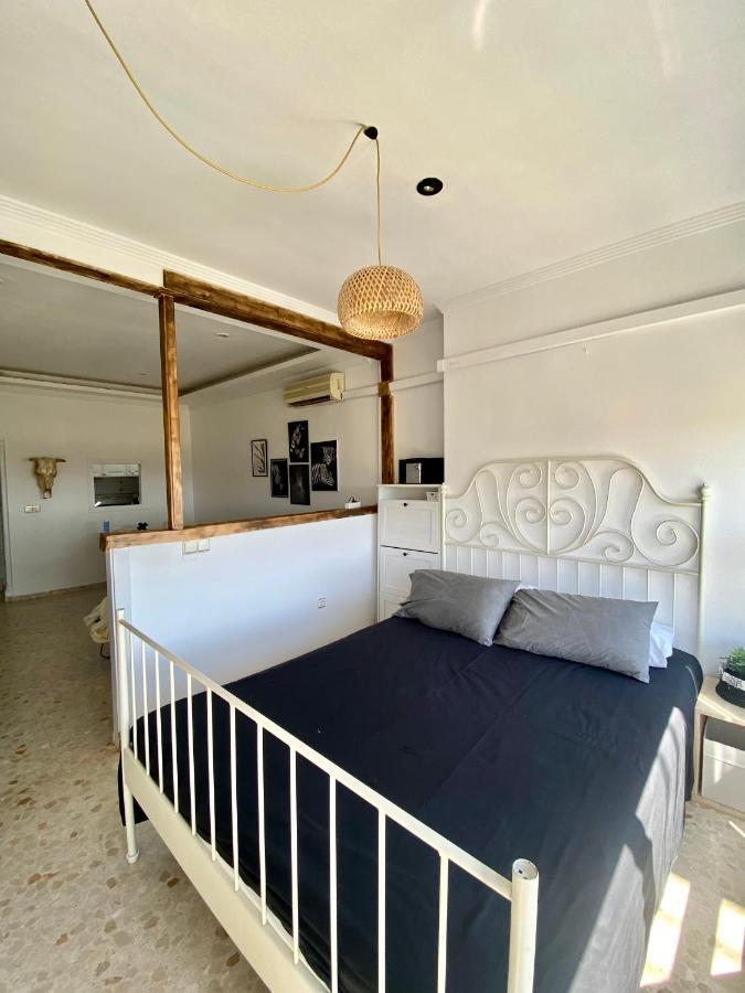 La Colina Estudio Con Vista Al Mar 토레몰리노스 외부 사진